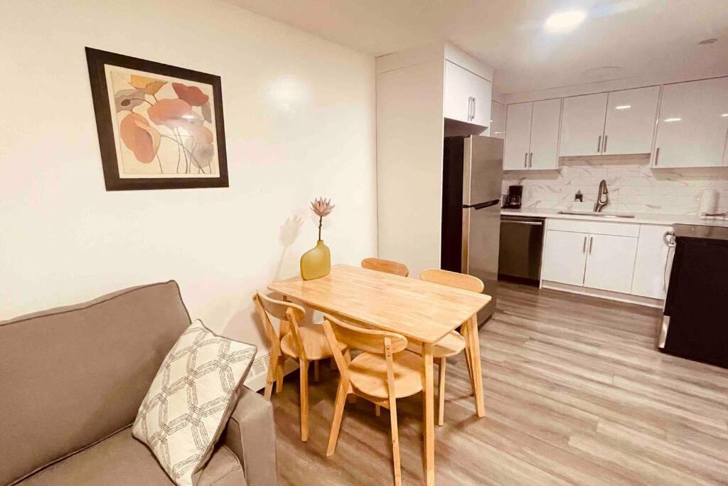 キャンモアUnit #201 Cozy Mountain View 1Br In Dtアパートメント エクステリア 写真